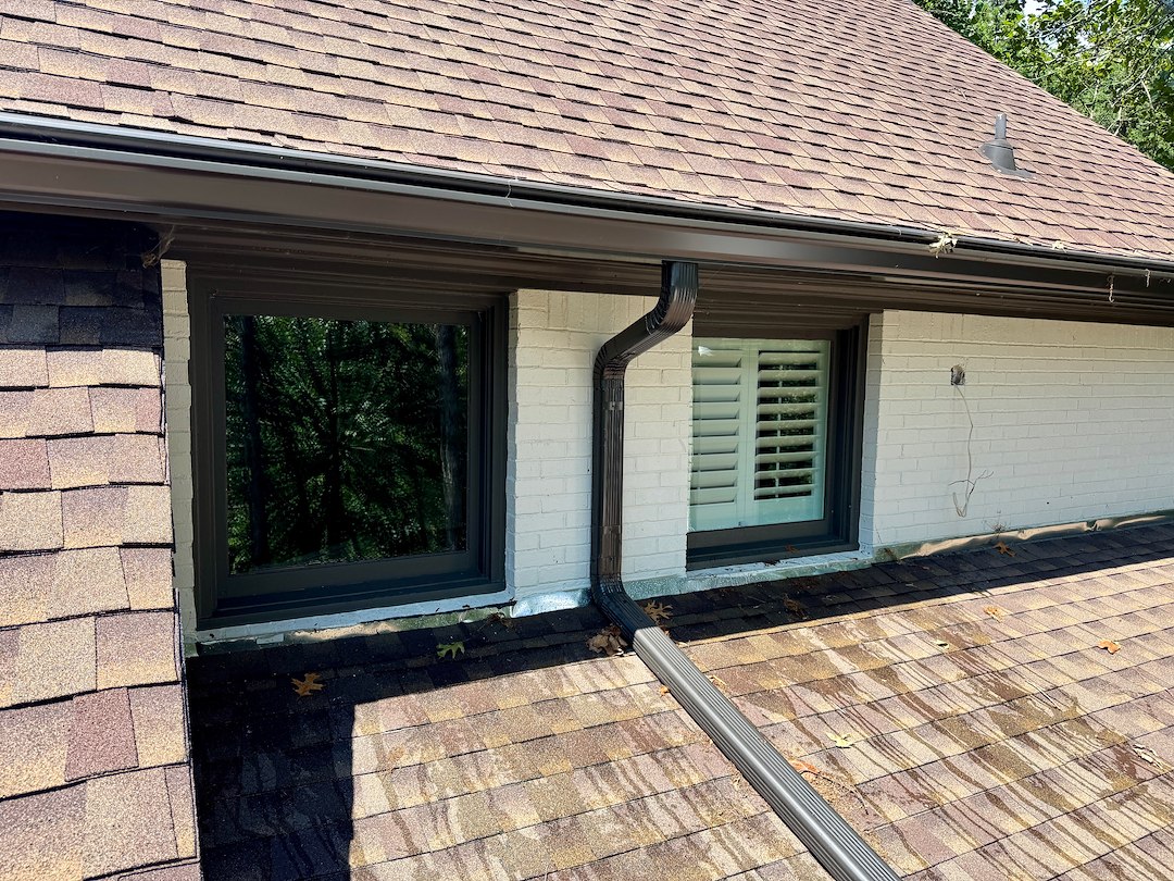 Professional Home Window Washing in Buford, GA at Lake Lanier